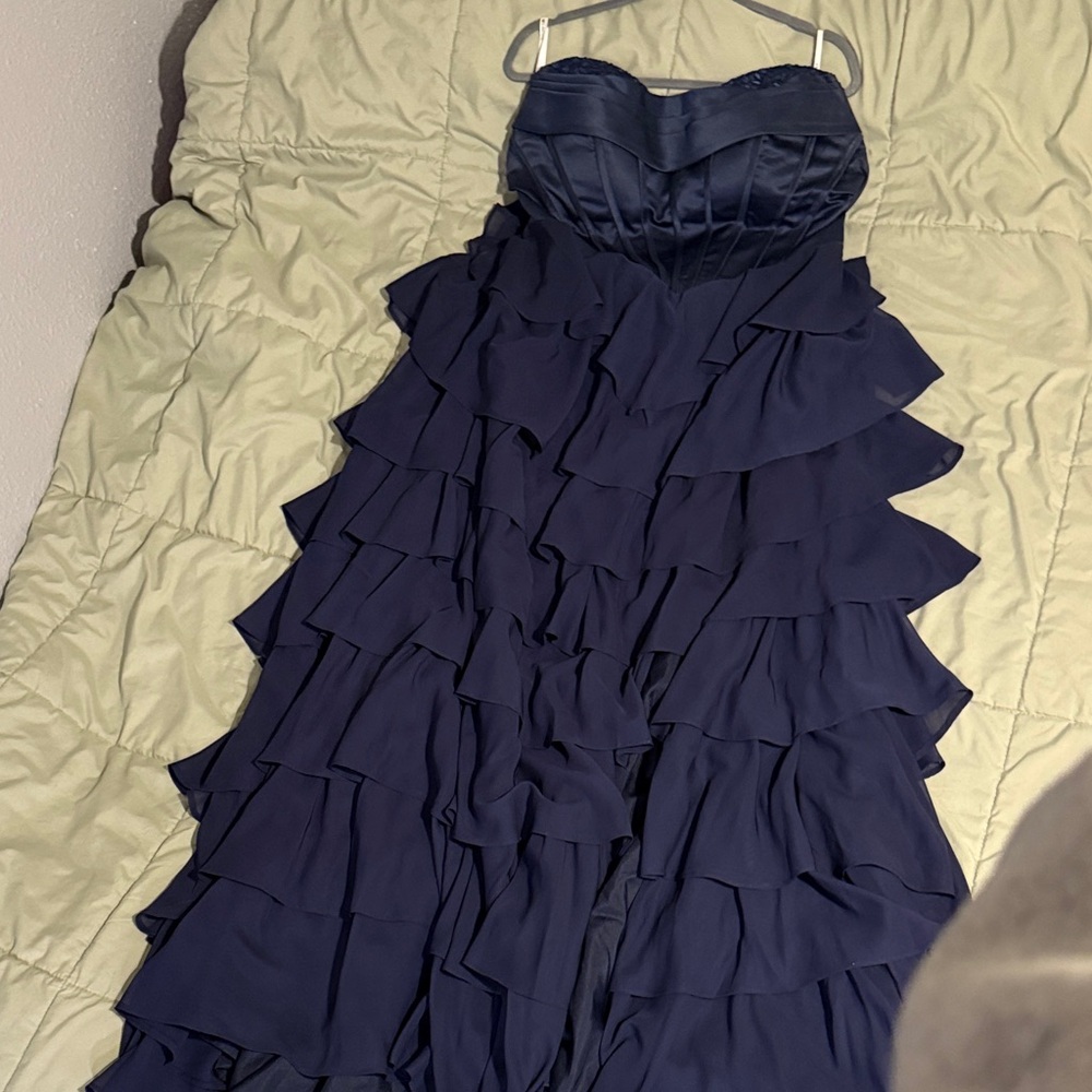 Chic Midnight Blue Layered Strapless Gown